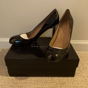 Ann Taylor Signature Pump